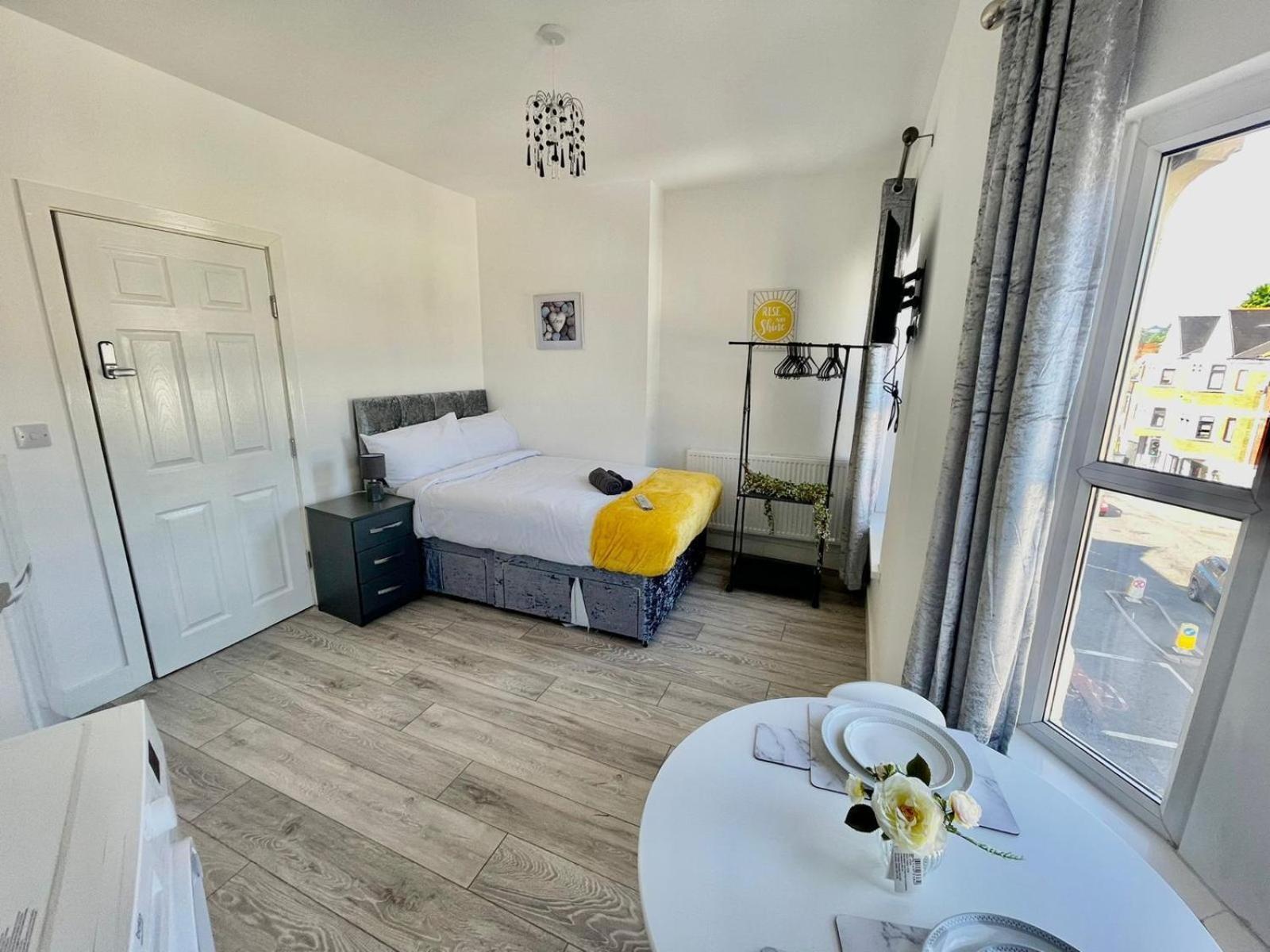 Cheerful 1 Bed Apartment Cardiff City Centre - Penarth Rd Номер фото